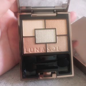 Open box brand new Lunasol Eyeshadow 01